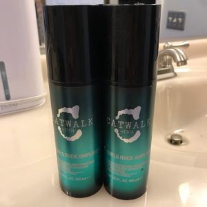 Catwalk curl amplifier